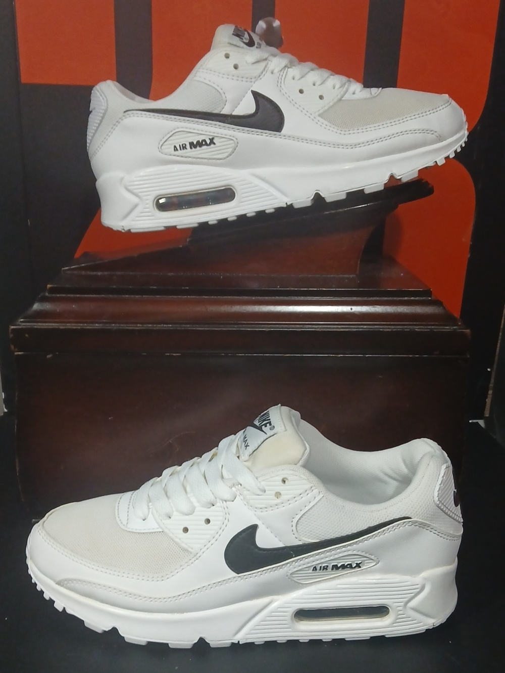 Nike Womens Air Max '90 (2022) "White Black" ,Womens Size-9 (LIKE NEW!)